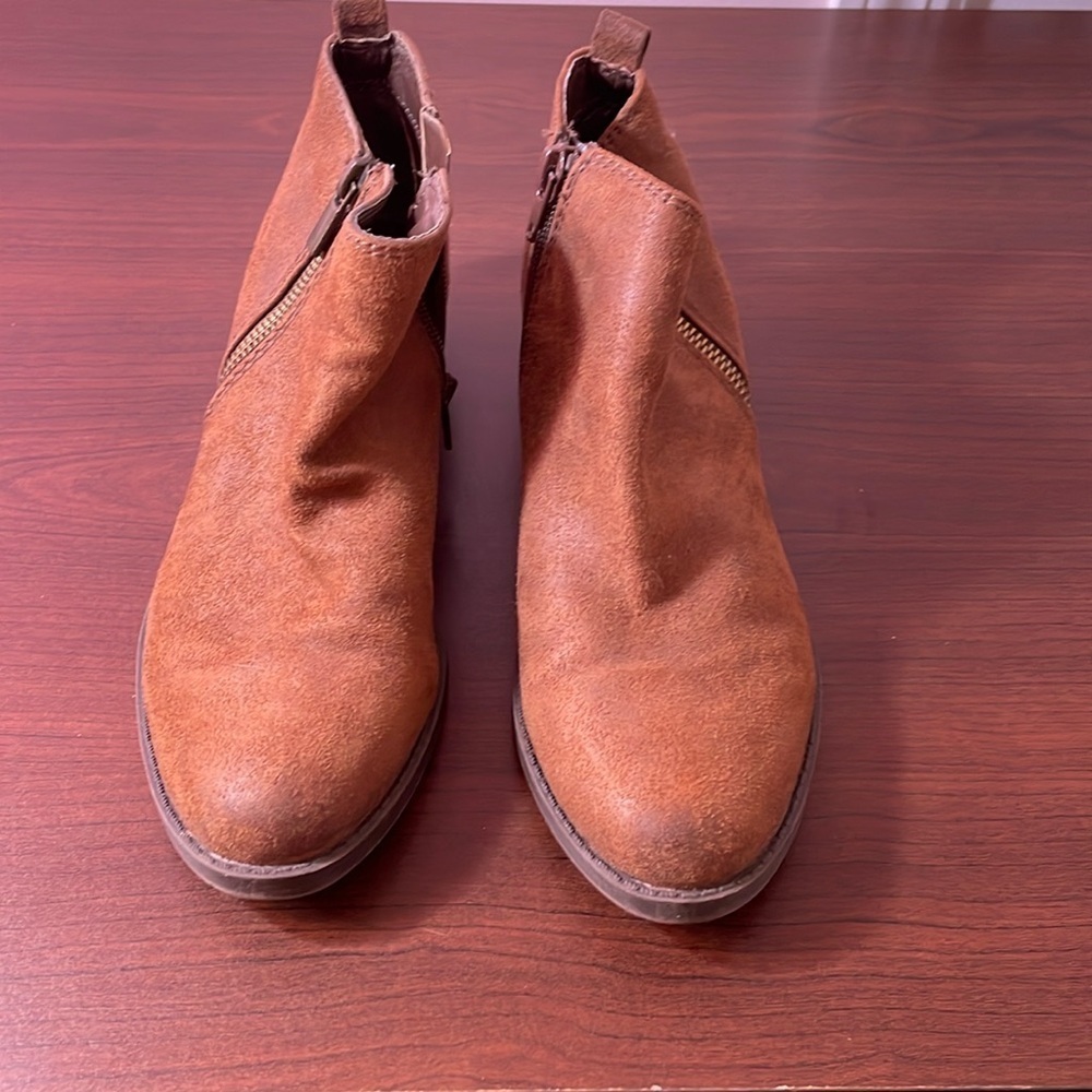Carlos Santana booties